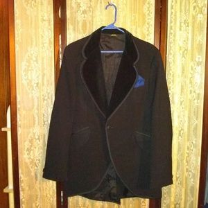 'Tailored made Sir knight After Six Formal Wear'